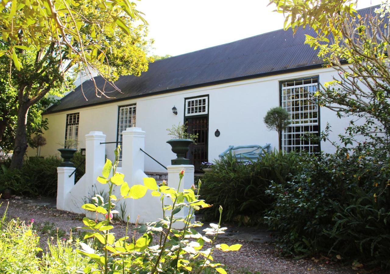 Moolmanshof 1798, Traditional Cape Dutch H-Shaped Farmhouse Свелендам Екстер'єр фото